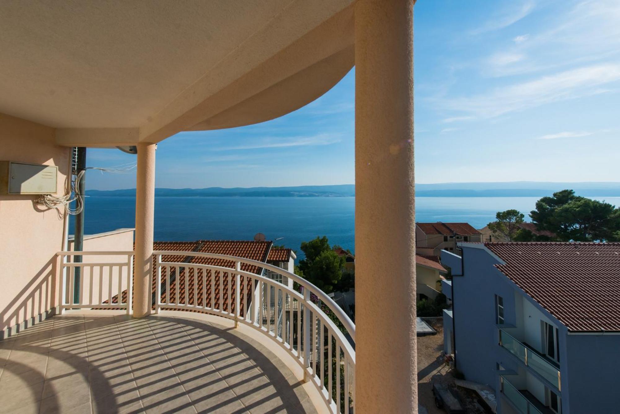 Bed And Breakfast Pero 3 Min Walk To The Beach Lokva Rogoznica Exterior photo