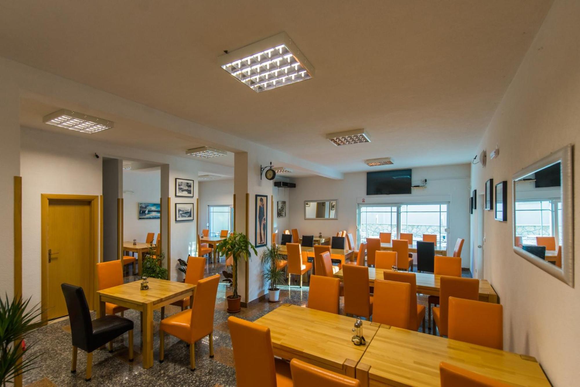 Bed And Breakfast Pero 3 Min Walk To The Beach Lokva Rogoznica Exterior photo